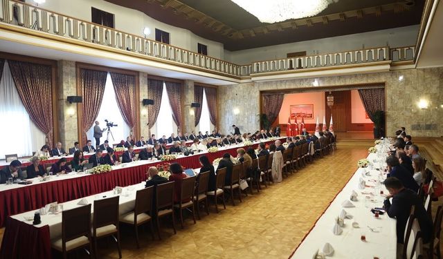 TBMM Başkanı Kurtulmuş: Terör Örgütünün Silah Bırakma Sürecini Yakından İzliyoruz