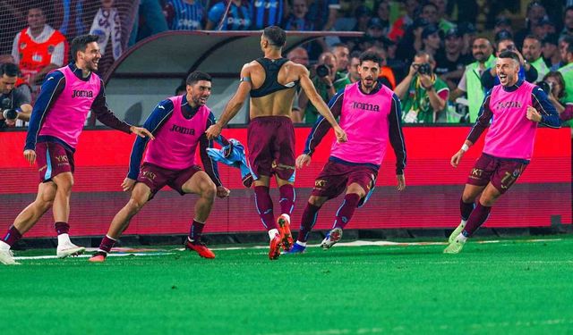 Trabzonspor, Galatasaray'ı 4-0 Mağlup Etti