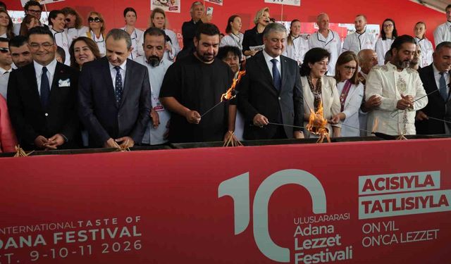 10. Uluslararası Adana Lezzet Festivali'nin Ateşi Yandı