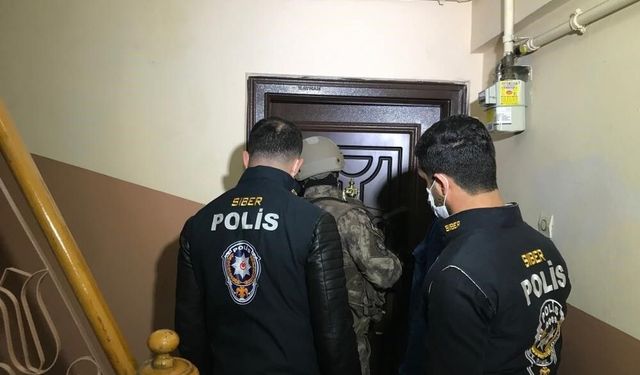 Aydın'da Müstehcenlik Suçuna Yönelik Siber Operasyon: İki Şüpheli Tutuklandı