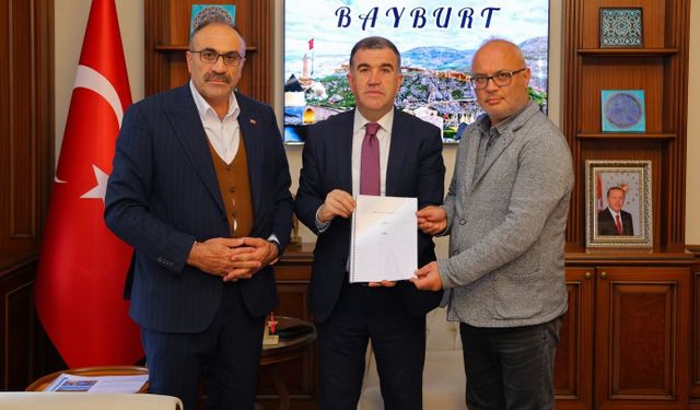 Bayburt'ta petrol potansiyeli için teknik rapor Vali'ye sunuldu