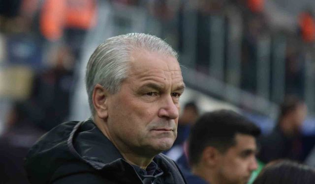 Bernd Storck, Karaköprü Belediyespor'u 5-0 mağlup ettiklerini açıkladı