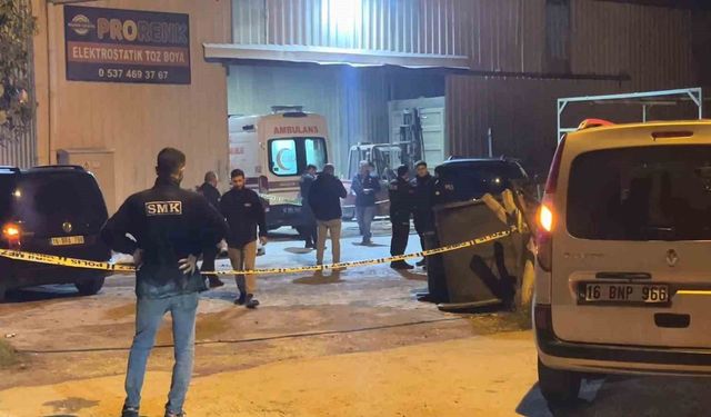 Bursa'da forklift kazasında demir bloğun altında kalan genç öldü