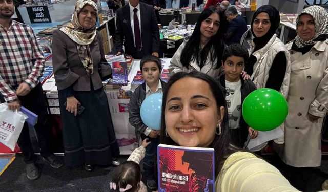 Cevdet Atalan, deprem bilincini artırmak için kitabını tanıttı