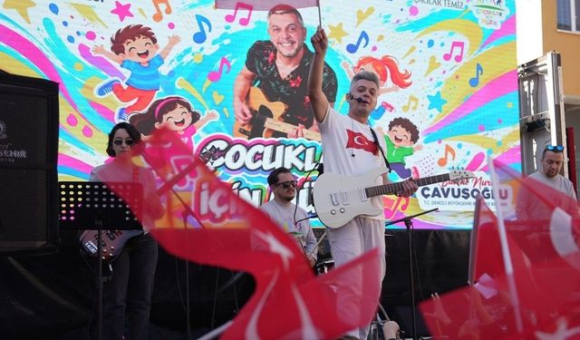 Denizli'de Cumhuriyet Bayramı coşkusu okullarda yaşandı