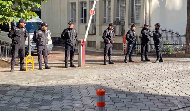 Denizli'deki Merkezefendi Belediyesi'ne düzenlenen operasyon