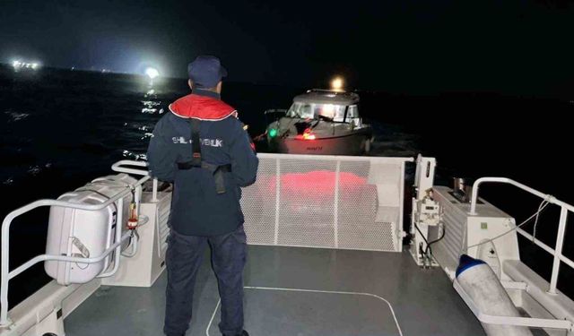 Didim açıklarında motor arızası yaşayan teknedeki 3 kişi kurtarıldı