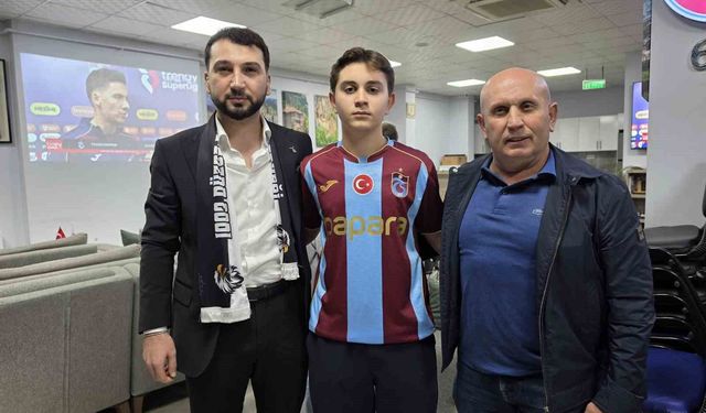 Düzce'de Beşiktaş ve Trabzonspor taraftarları dostluk mesajı verdi