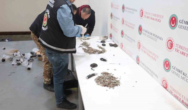 Edirne gümrük kapılarında 7 bin 160 tarihi eser ele geçirildi