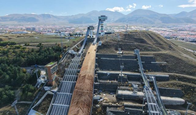 Erzurum'daki kayakla atlama tesisinde yenileme çalışmaları sürüyor
