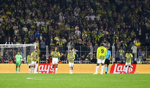 Fenerbahçe, Şampiyonlar Ligi'nde Slavia Prag ile berabere kaldı