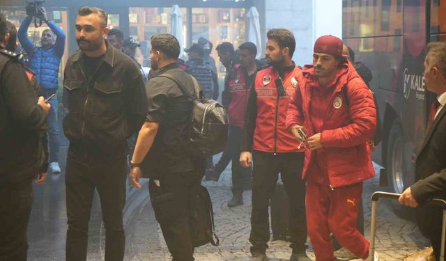 Galatasaray, Gençlerbirliği maçı için Ankara'ya geldi