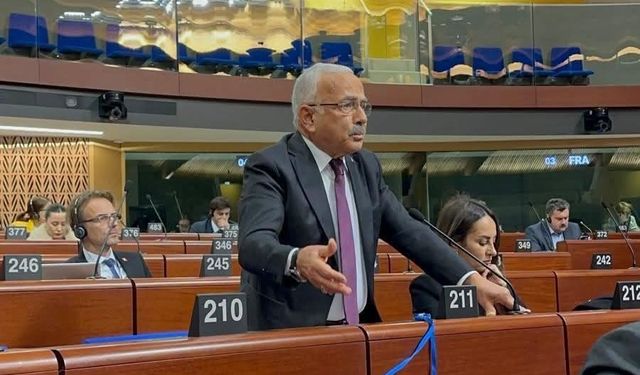 Hilmi Güler, Yunan Başkana Türkiye'nin Depremle Mücadelesini Anlattı