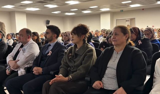Mengücek Gazi EAH'de meme kanserinde erken tanı eğitimi yapıldı