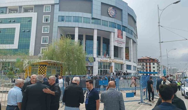Oğuzhan Ata Sadıkoğlu, MTSO Başkanlığı'na Yeniden Seçildi
