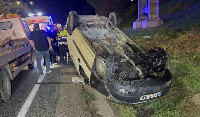 Samsun'da hafif ticari araç şarampole yuvarlandı: 1 yaralı