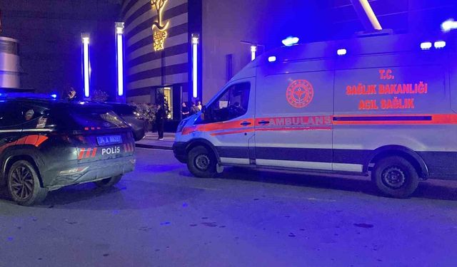 Sarıyer'de AVM içinde İsrail vatandaşına yönelik protesto