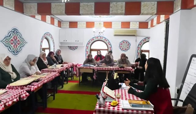 Sinop'ta Kur'an kursu kursiyerlerine koruyucu aile hizmeti tanıtıldı