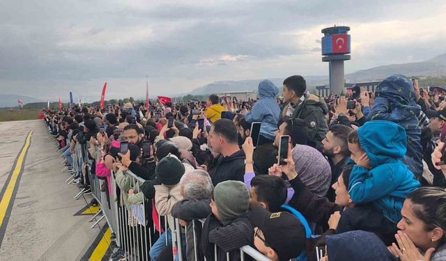 SOLOTÜRK Tokat Havalimanı'nda unutulmaz gösteri düzenledi