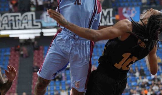 Trabzonspor, Türkiye Sigorta Basketbol Süper Ligi'nde Esenler Erokspor'a kaybetti