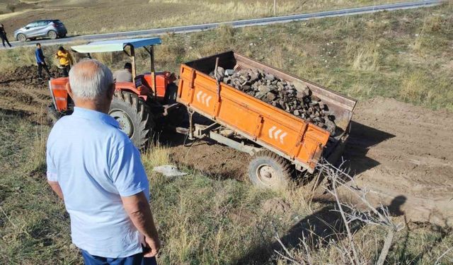 Yozgat'ta Ali Yeşildağ, imece ile çeşme yapımına öncülük ediyor