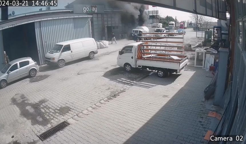 İstanbul - Silivri'de kulübede çıkan yangın karavana sıçradı