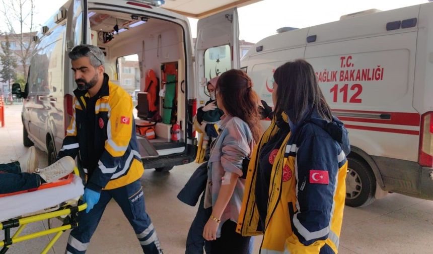 Bursa İnegöl'de Minibüs Kaza Yaptı 4 kişi Yaralandı