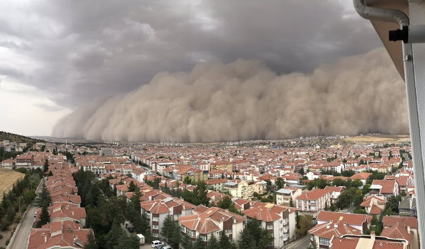 Eskişehir'de Toz Fırtınası Uyarısı Yapıldı