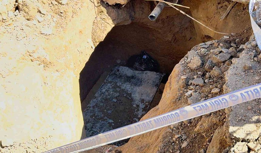 Bodrum'da su isale hattı kazısında lahit bulundu