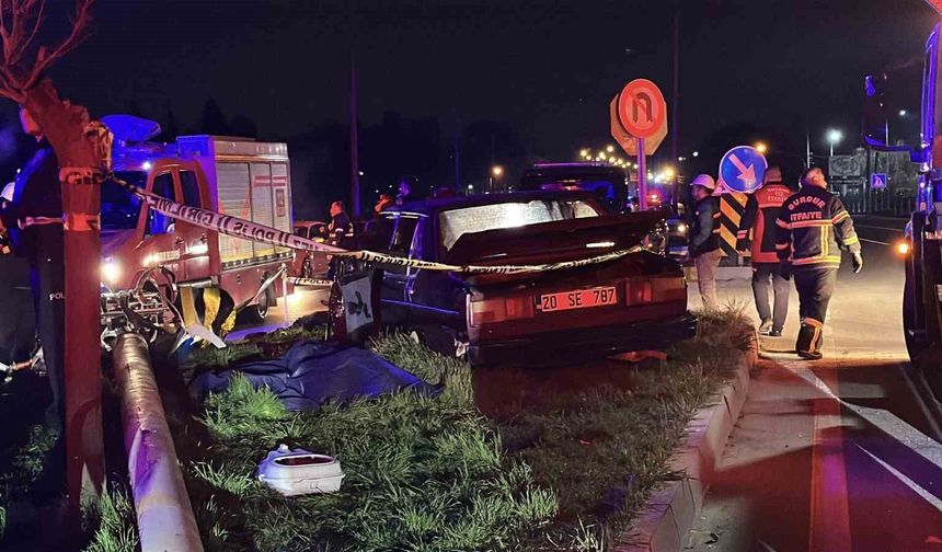 Burdur'da feci kaza: 6 ay önce evlenen genç çifti ölüm ayırdı