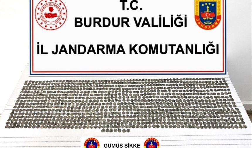 Burdur'da tarihi eser operasyonunda bin 105 sikke ele geçirildi