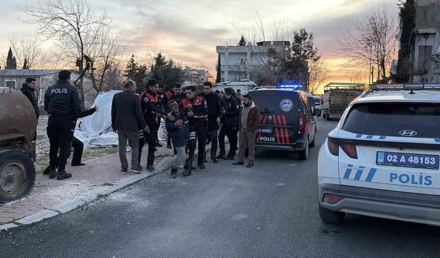 İki aile arasında taşlı sopalı kavga: 2 yaralı, 10 gözaltı