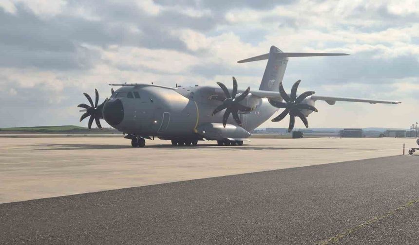 NATO tatbikatından dönen Mehmetçik Çorlu'da törenle karşılandı