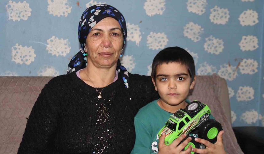 Ramazan davulcusu babaannenin torununa 'ışık' olmak için hayırseverler harekete geçti