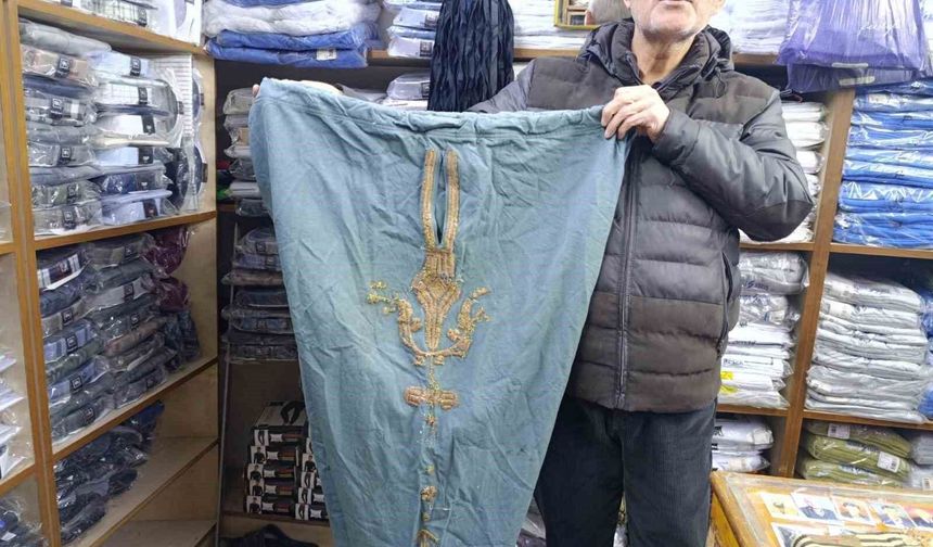 Asırlık Maraş abaları Tarihi Taş Han Çarşısı'nda yaşatılıyor