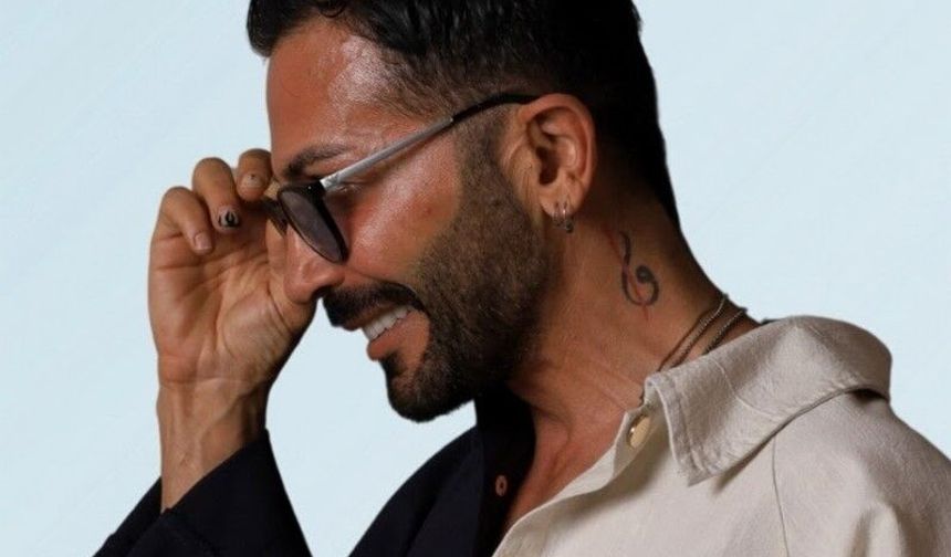 Aşkım Kapışmak'ın 'Aşkım'la Kapışmak' gösterisi İzmir'de sahnelenecek