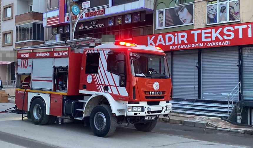 Bilgisayar patladı, ofiste yangın çıktı