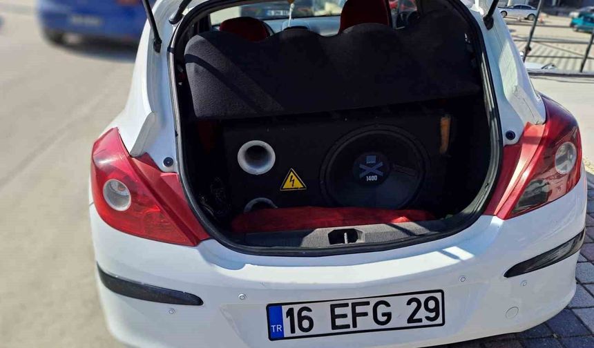 Bursa'da araçta ses sistemi bulunan sürücüye ceza yağdı