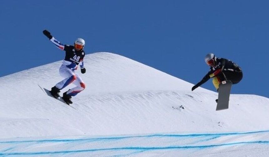Erzurum'da FIS SBX Snowboard Dünya Kupası heyecanı