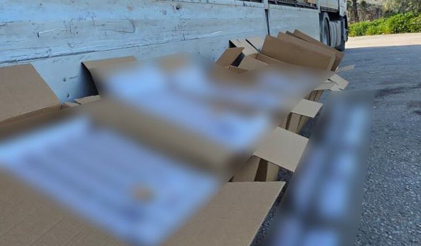 İzmir'de 35 milyon lira değerinde kaçak sigara ele geçirildi: 3 tutuklama