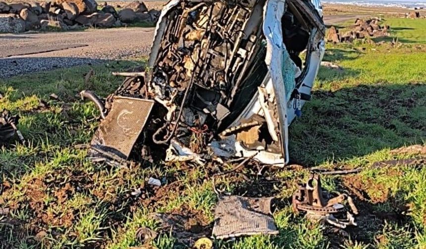 Kaza yapan akrabalarının yanına giderken kaza yaptılar: 3 yaralı