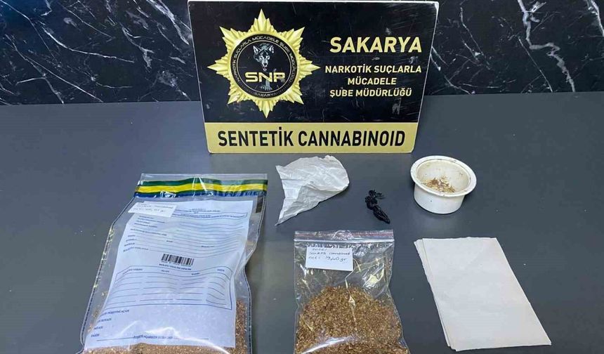 Sakarya emniyeti zehir tacirlerine geçit vermiyor: 1 tutuklama