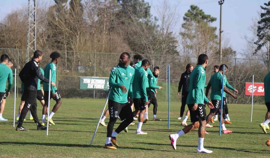 Sakaryaspor, Adana Demirspor mesaisinde
