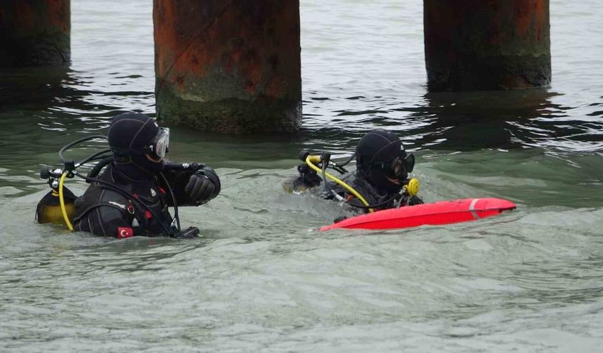 Samsun'da 35 yaşındaki kadın için denizde arama çalışması