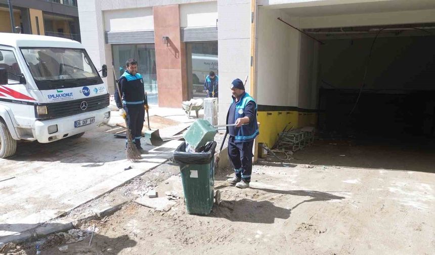 Akpınar Çarşısı'nda temizlik faaliyetleri başladı