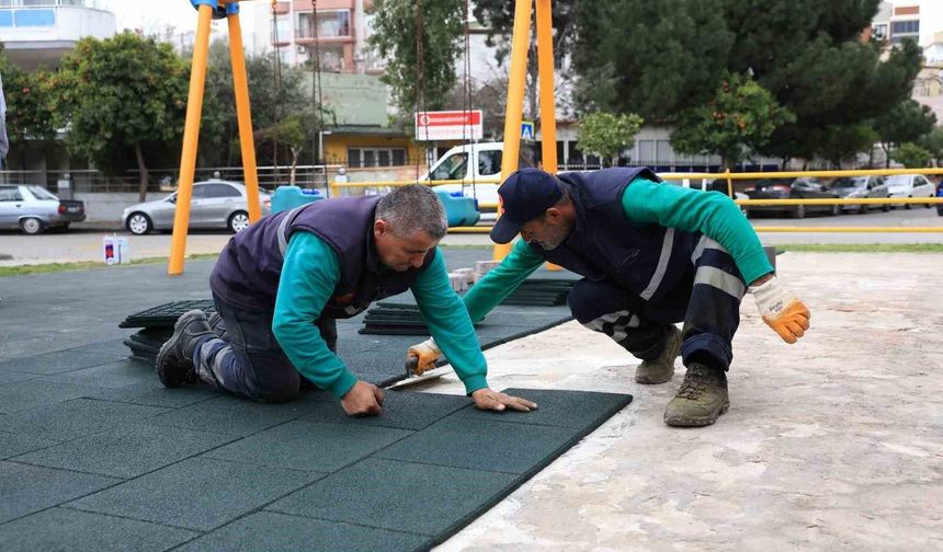 Efeler Belediyesi'nden Parklarda Yenileme ve Bakım Faaliyetleri