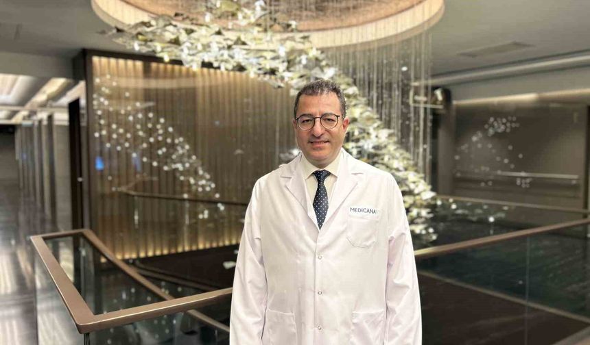 Erkeklerin Diş Estetiğinde Yeni Trend: Grillz