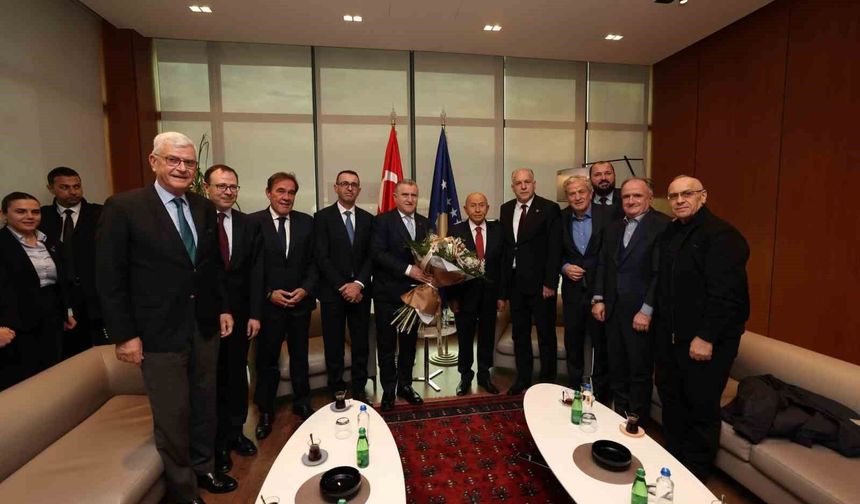 Gençlik ve Spor Bakanı Bak, Kosova'da Resmi Ziyaret Gerçekleştirdi