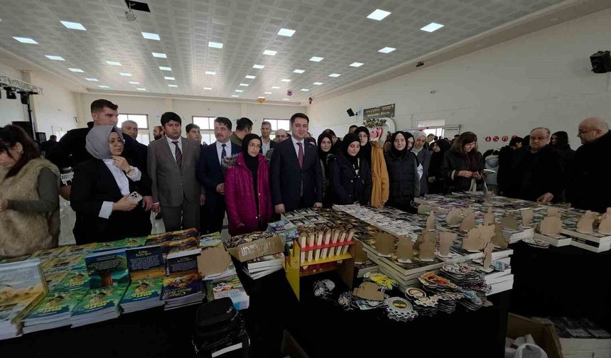 Hassa'da Kitap Festivali Düzenlendi