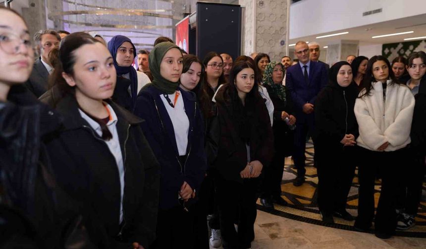 İlkadım'da Çanakkale ve Sarıkamış Sergisi Açıldı